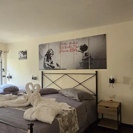 Exclusive Loft Degli Artisti * Florencja
